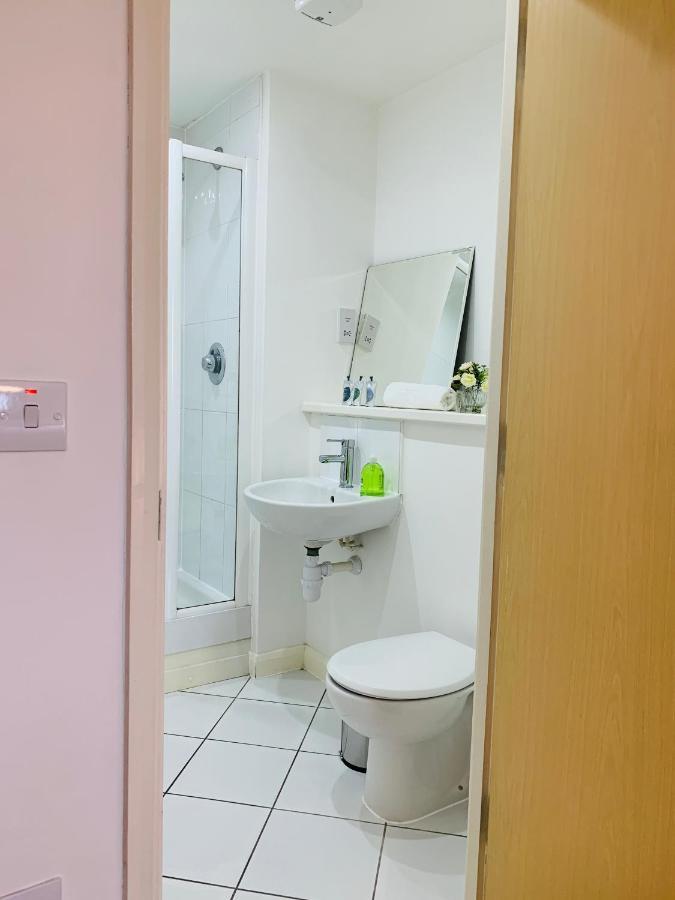 Insta-Style Penthouse With Balcony Or 2B Apartment With Balcony Birmingham City Centre ภายนอก รูปภาพ